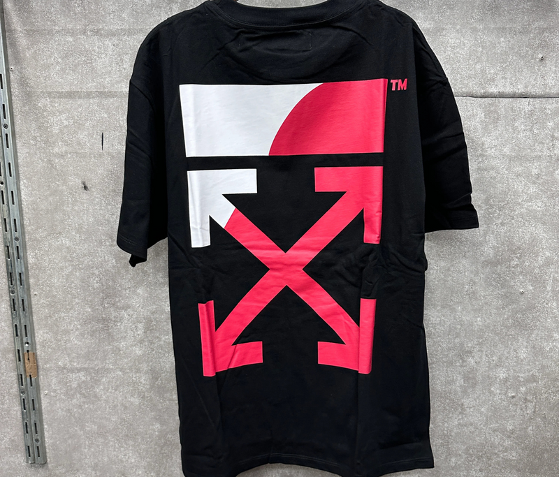 Camiseta Off White 'Retro Logo'